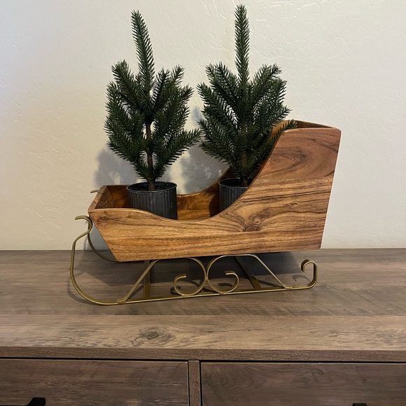 NEW Wooden Santa Sleigh with Gold Metal Accents Made in India Evergreen Grove - Picture 2 of 15